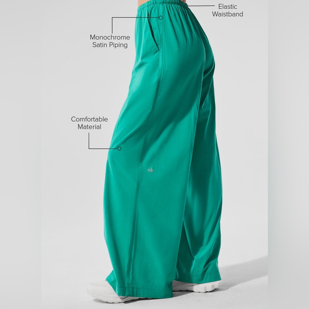 Alo Breezy Wide Leg Pant